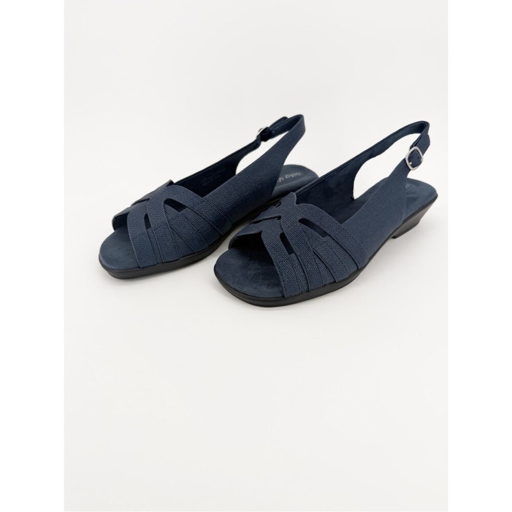 Easy Street Jovita Comfort Slingback Sandals Low Heel Navy Blue 9.5W WIDE NEW
